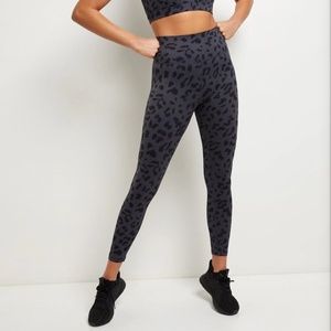 All Fenix Leopard Charcoal Jagger Legging